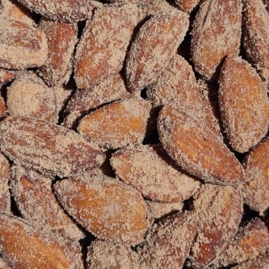 Rūkyti skrudinti migdolai 80g